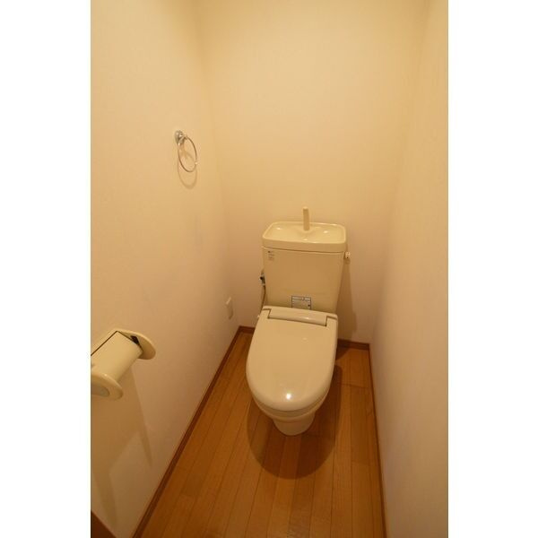 レジデンス千代田　名古屋市賃貸　仲介手数料無料のトイレ