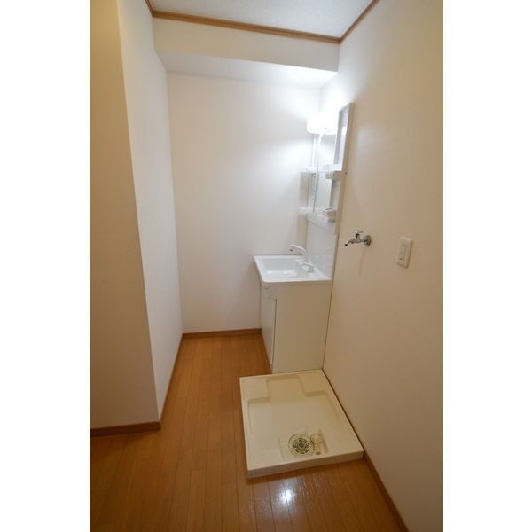 レジデンス千代田　名古屋市賃貸　仲介手数料無料の洗面所