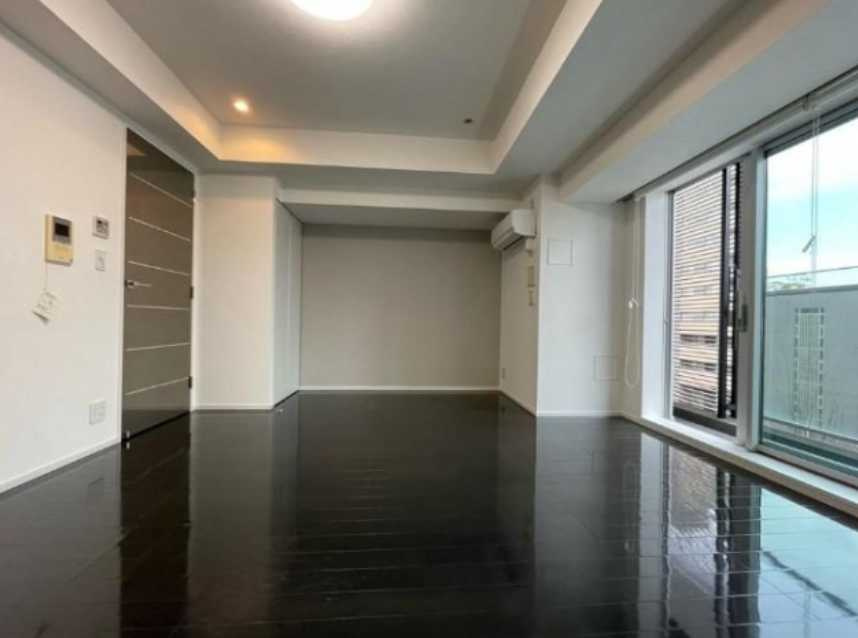 モデルノトッレ松濤　礼金0　分譲賃貸　角部屋　高層階の居間・リビング