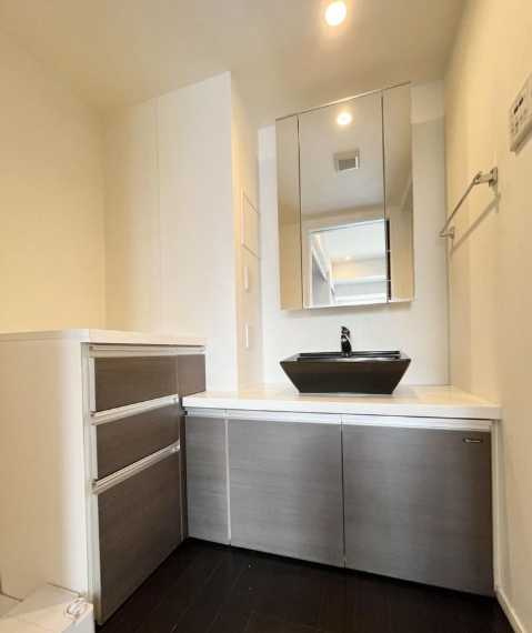 モデルノトッレ松濤　礼金0　分譲賃貸　角部屋　高層階の洗面所