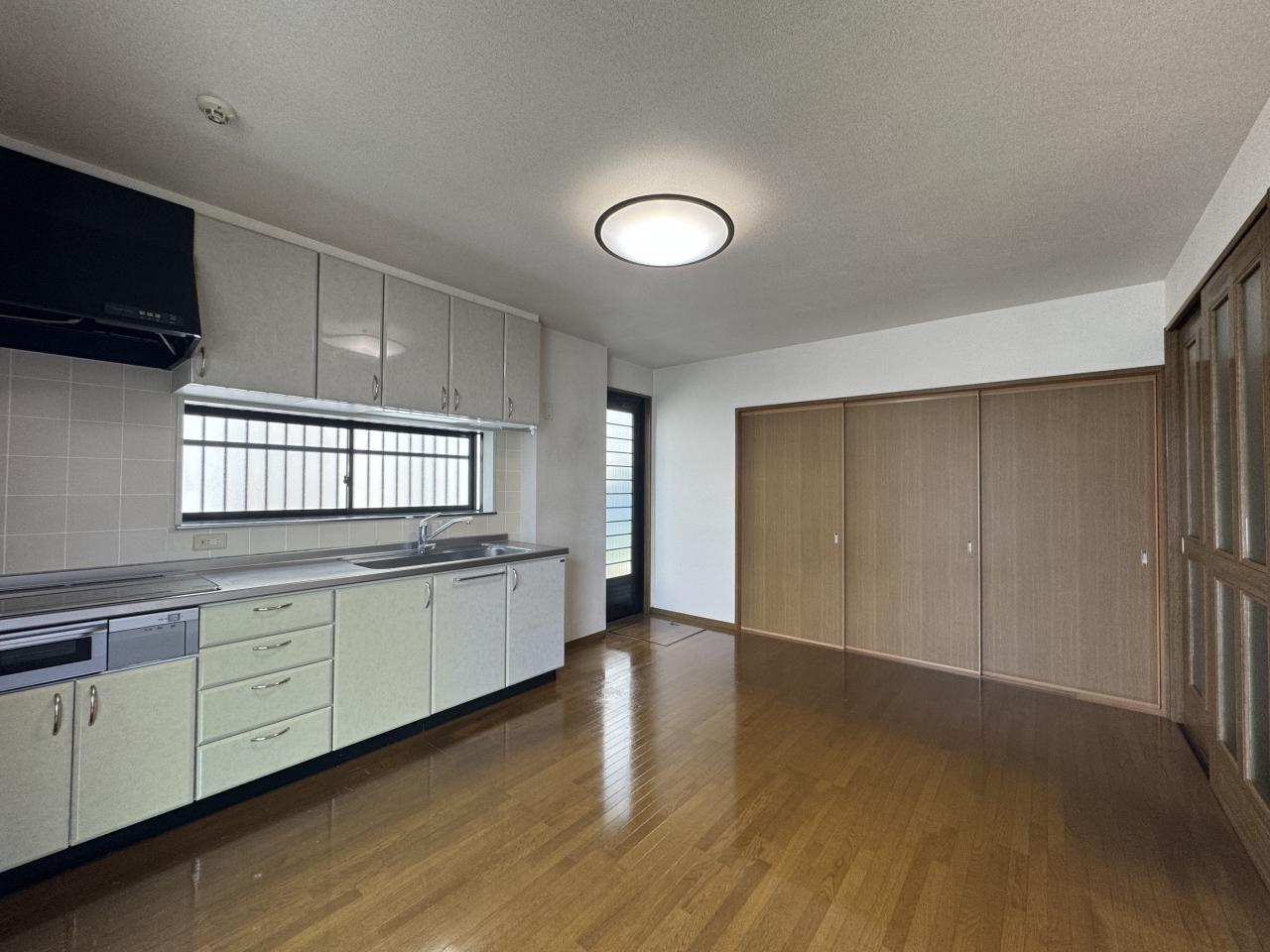 高知市仲田町　中古戸建てのキッチン|1F:キッチン