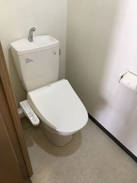 グランダ　リュールのトイレ|清潔感のあるトイレです