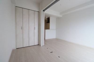 【洋室】 | ソルテラスOSAKA緑橋クレアスト