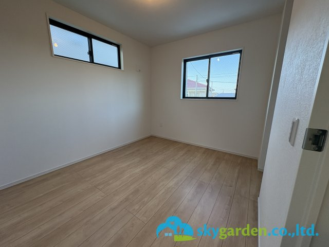 綾瀬市寺尾本町1期　新築戸建　全2棟1号棟の洋室|きれいな洋室です