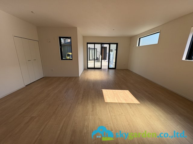 綾瀬市寺尾本町1期　新築戸建　全2棟1号棟の居間・リビング|ゆったり過ごせる居間です