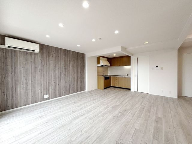 サンパーラ板垣パート２の居間・リビング