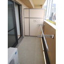 エスライズ新神戸のバルコニー