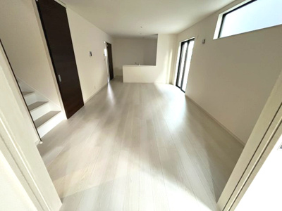 【居間・リビング】 | 【20万円ｷｬｯｼｭﾊﾞｯｸ対象物件】リーブルガーデン香芝市平野 全2棟 1号棟