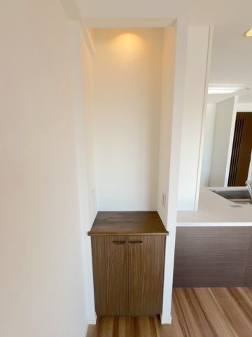 オーヴィジョン照葉アクアテラスの居間・リビング