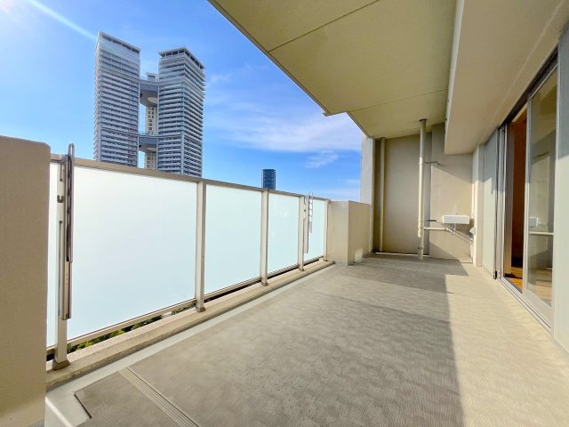 オーヴィジョン照葉アクアテラスのバルコニー