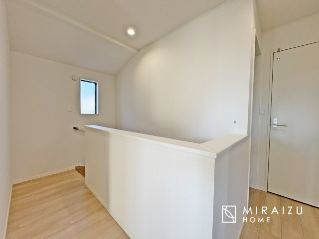 【内装】 | 日当たりの良いお家は嬉しいですよね。それぞれ価値観が分かれる箇所です、実際に内覧して日当たりの心地よさをご体感下さいね♪