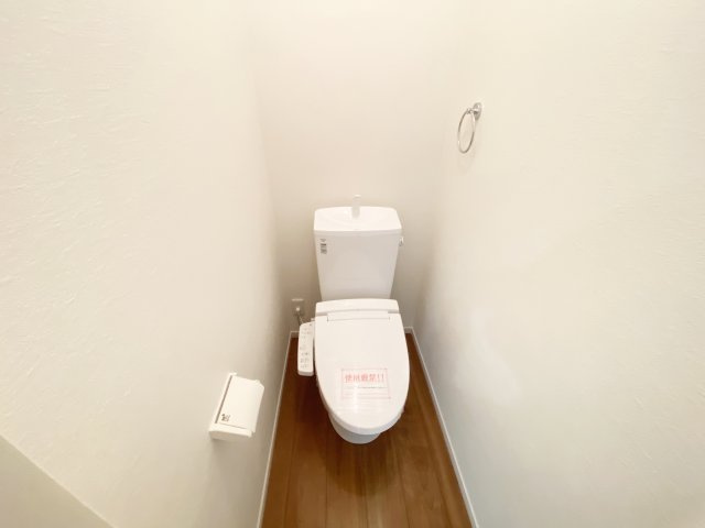 『八王子市新築戸建て』八王子市上柚木691-3【仲介手数料無料】　３期のトイレ|～仲介手数料無料☆八王子ひなた不動産～　八王子市上柚木　新築戸建て