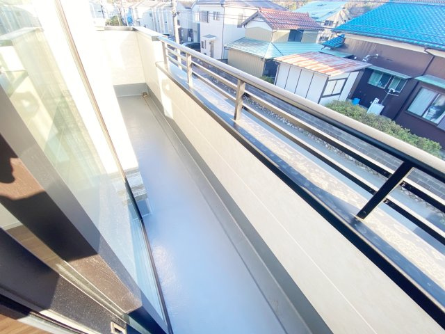 『八王子市新築戸建て』八王子市上柚木691-3【仲介手数料無料】　３期のバルコニー|～仲介手数料無料☆八王子ひなた不動産～　八王子市上柚木　新築戸建て