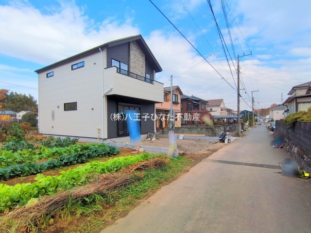 『八王子市新築戸建て』八王子市上柚木691-3【仲介手数料無料】　３期の前面道路含む現地写真|～仲介手数料無料☆八王子ひなた不動産～　八王子市上柚木　新築戸建て