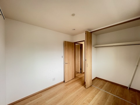 トゥルービレッジ　2号棟の居間・リビング