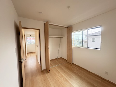 トゥルービレッジ　2号棟の居間・リビング