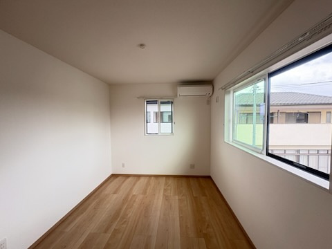 トゥルービレッジ　2号棟の居間・リビング