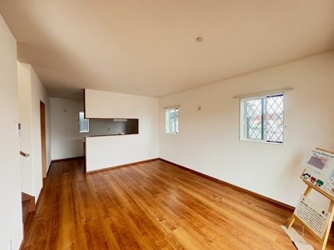 トゥルービレッジ　2号棟の居間・リビング