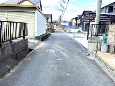 【前面道路含む現地写真】 | 【20万円ｷｬｯｼｭﾊﾞｯｸ対象物件】リーブルガーデン香芝市平野 全2棟 2号棟