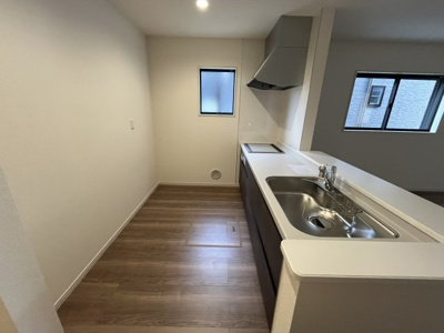 【玄関】 | 【20万円ｷｬｯｼｭﾊﾞｯｸ対象物件】リーブルガーデン香芝市平野 全2棟 2号棟 | 施工例写真