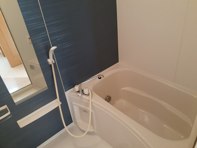 ディアレスト芝Ⅱの浴室