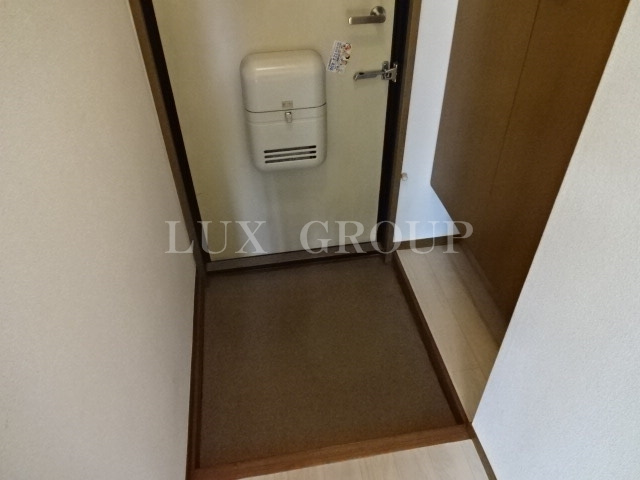 【玄関】 | ファミールコート