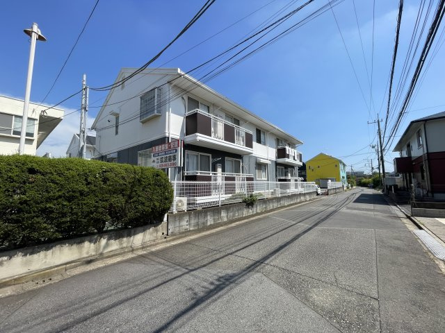 ３棟売アパート（トゥインクル吉田ABC）の外観