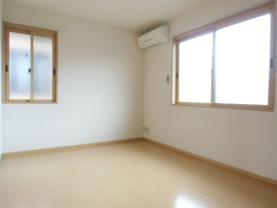 【洋室】 | ローズコート12