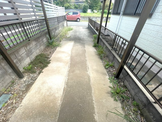 松之郷売り戸建住宅の駐車場