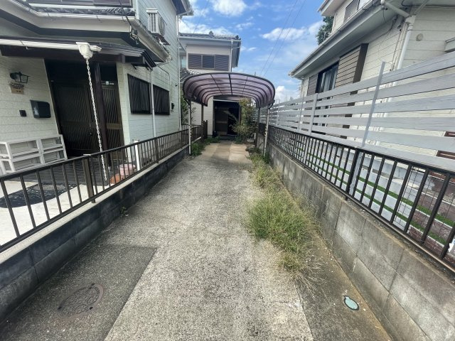 松之郷売り戸建住宅の駐車場