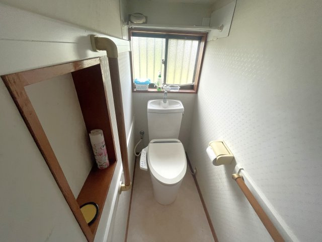 松之郷売り戸建住宅のトイレ