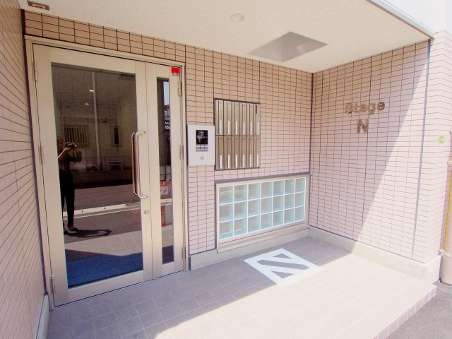 ステージNのエントランス