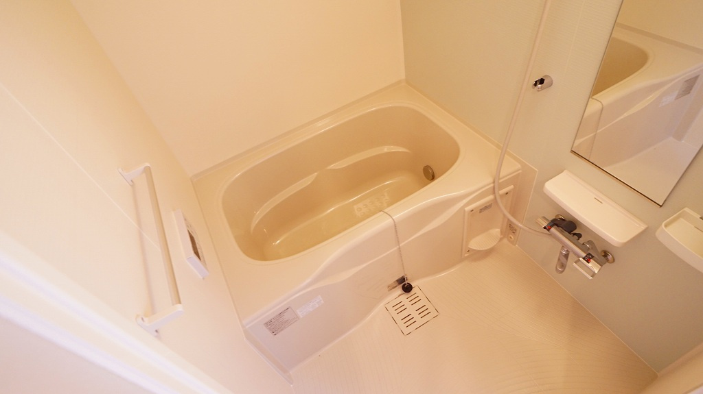 フォルトゥーナCの浴室