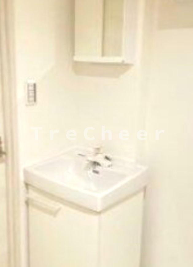 アゼストアール下板橋(AZESTRSHIMOITABASHI)の独立洗面台