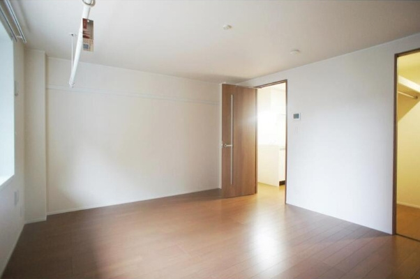 フルール石神井公園の居間・リビング