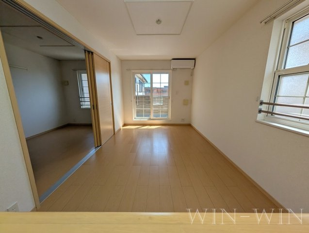 ミニヨン カフェの居間・リビング