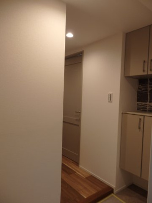 【玄関】 | ライオンズステーションプラザ千歳烏山