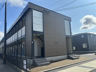【外観】 | レオパレスコンフォール | 外観は落ち着いています