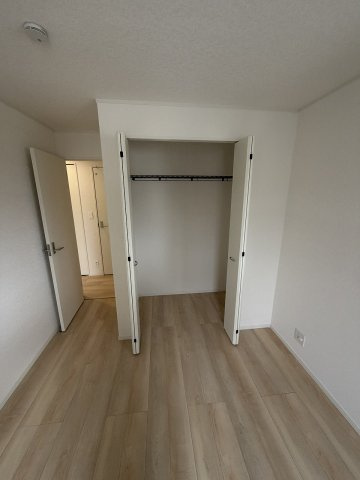 安曇野市三郷明盛　1号棟の収納