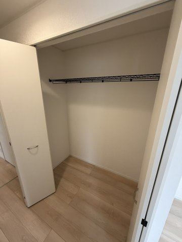 安曇野市三郷明盛　1号棟の収納