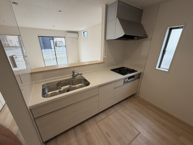 安曇野市三郷明盛　1号棟のキッチン