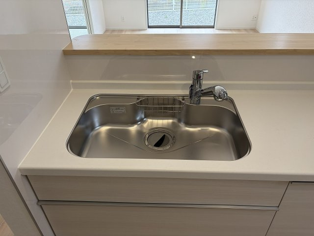 安曇野市三郷明盛　1号棟のキッチン