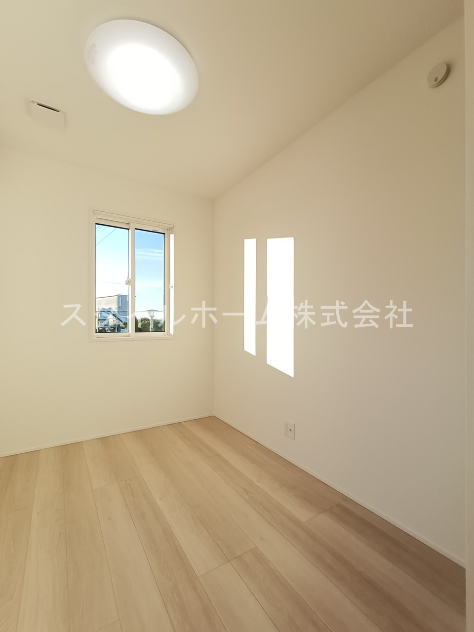 IORI　V棟の居間・リビング