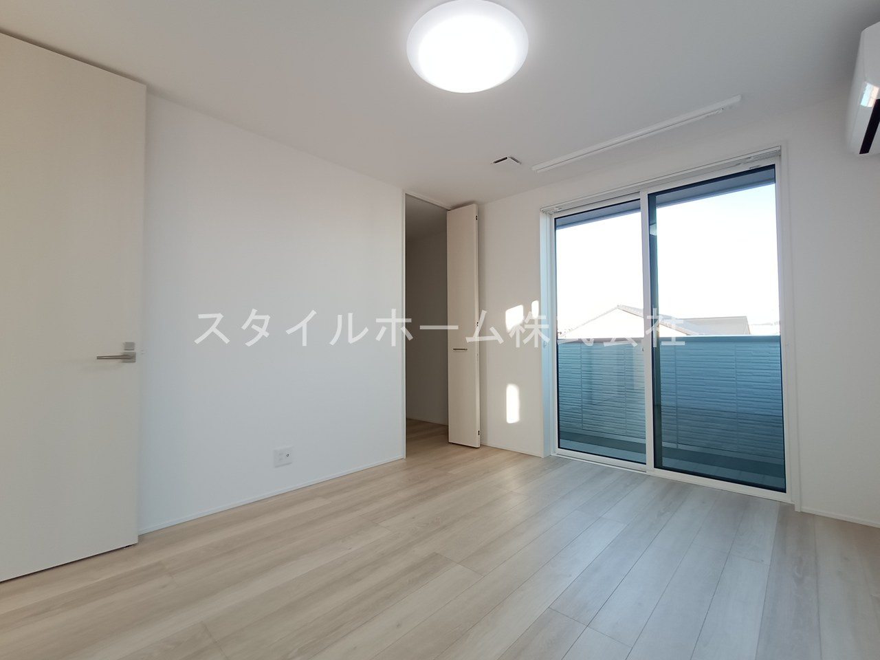 IORI　V棟の居間・リビング