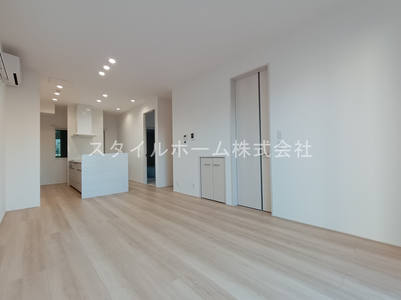 IORI　V棟の居間・リビング