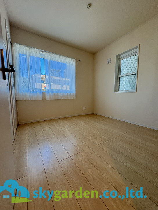 藤沢市みその台　中古戸建の洋室