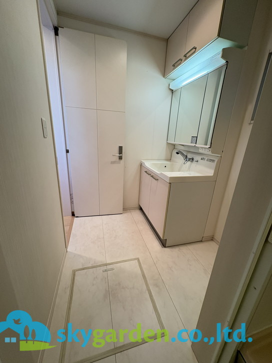 藤沢市みその台　中古戸建の脱衣所