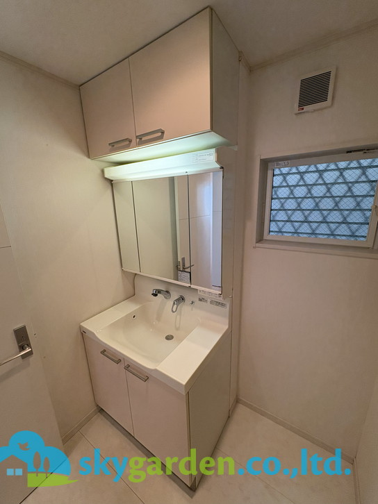 藤沢市みその台　中古戸建の独立洗面台