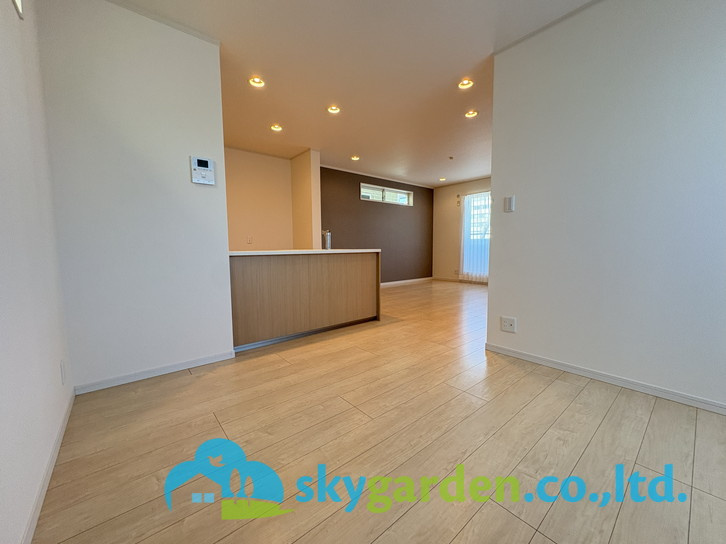 藤沢市みその台　中古戸建の居間・リビング