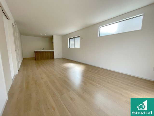 近江八幡市北之庄町　第1期　新築一戸建ての前面道路含む現地写真|周辺は落ち着いた街並みの住宅地！子育てがしやすい住環境です！まだ未完成ですが、現地でしかわからない事もございます。是非一度ご覧ください。